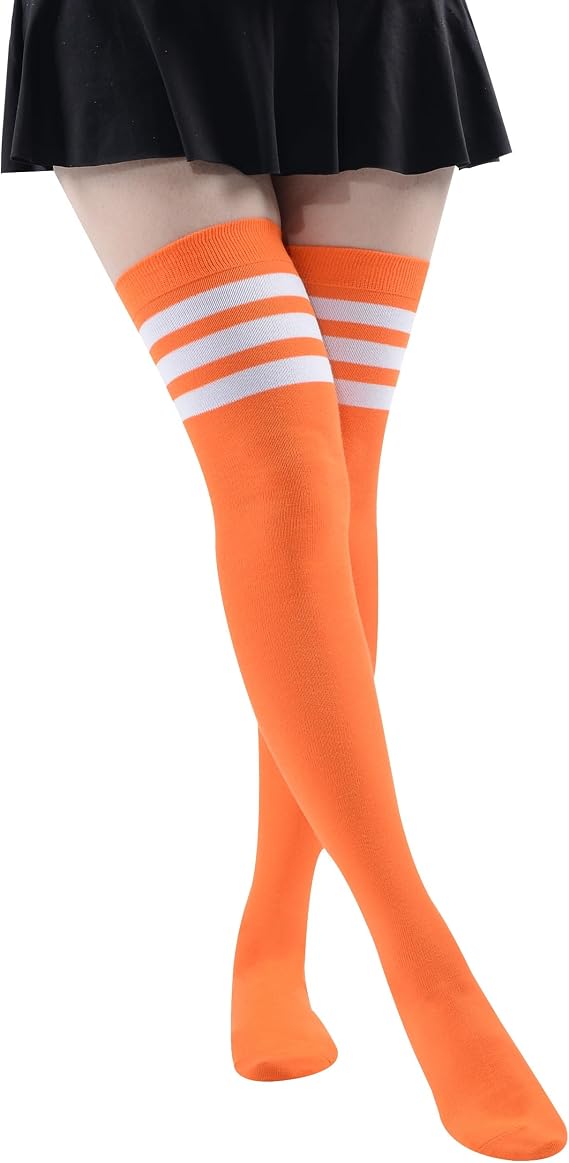 How to dress like Velma from Scooby-Doo