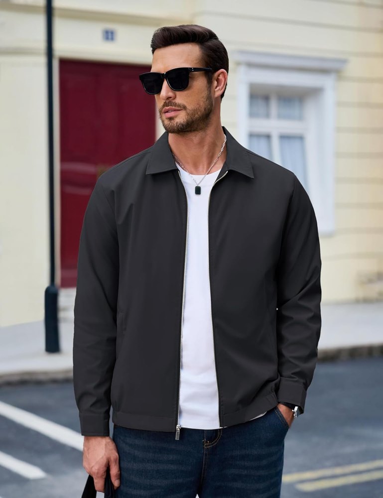 Black zip jacket for a Walter White Heisenberg outfit